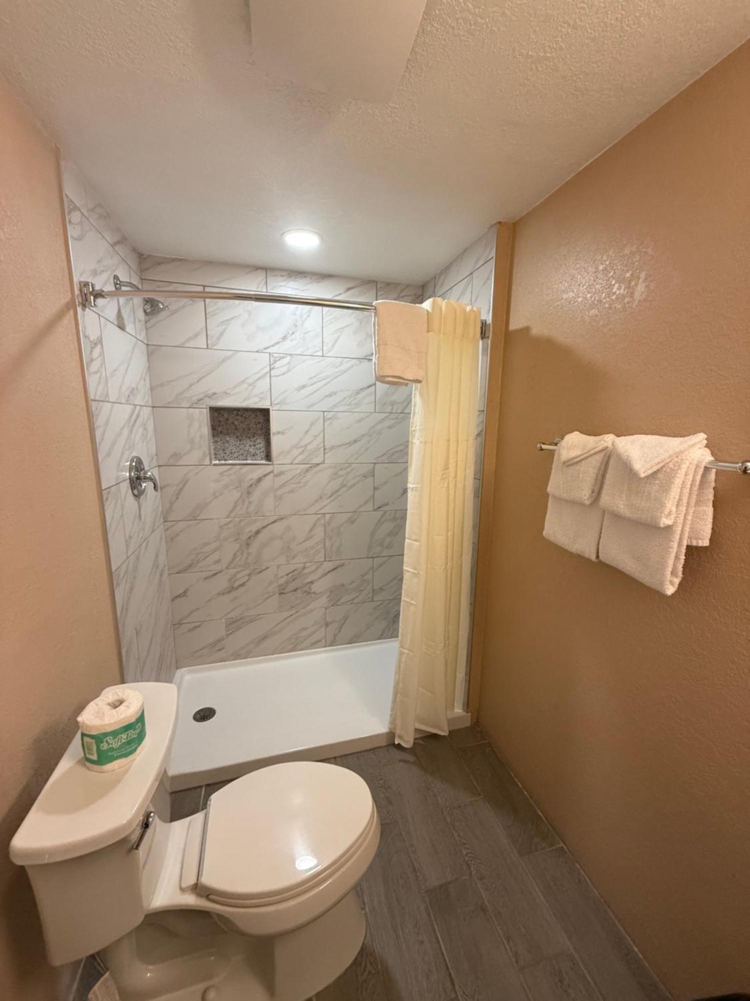 Pinewood Inn South Lake Tahoe Εξωτερικό φωτογραφία